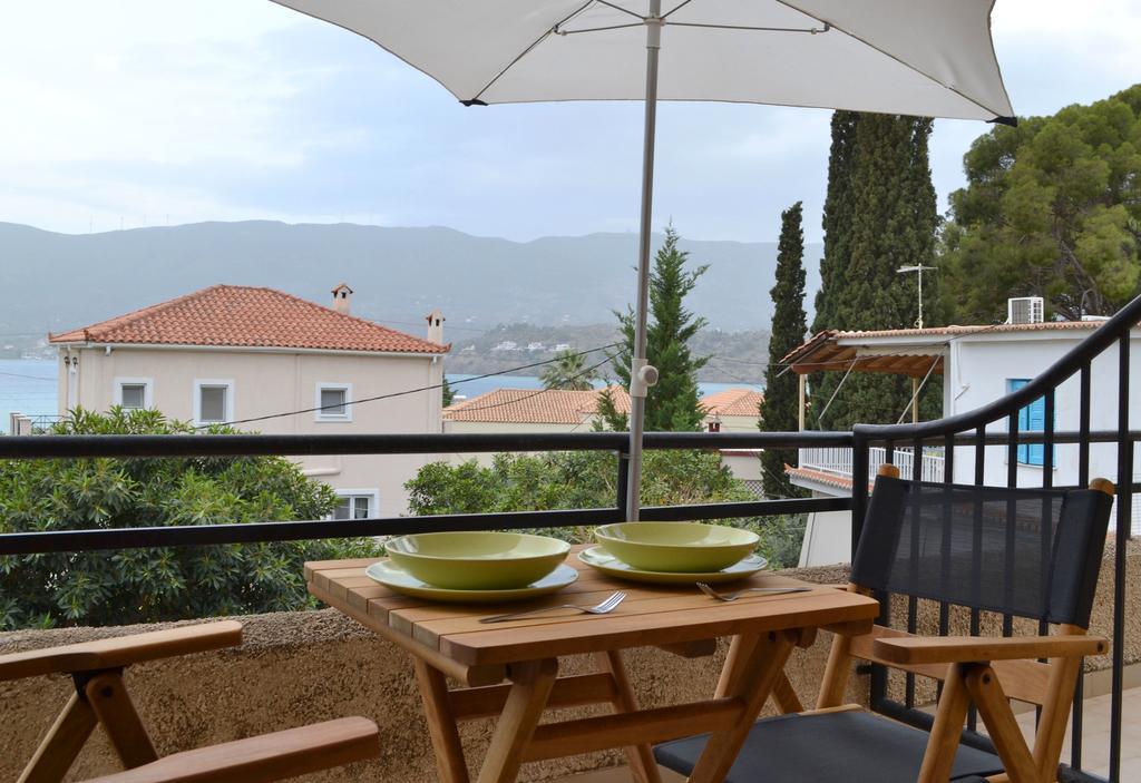 Villa Yiotevi Порос Экстерьер фото